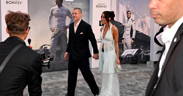 789BET eSports và Câu Chuyện Gia Đình Brad Pitt: Khi Giải Trí Giao Thoa Với Cuộc Sống - hình ảnh - 789betjl.com 789BET eSports và Câu Chuyện Gia Đình Brad Pitt: Khi Giải Trí Giao Thoa Với Cuộc Sống - hình ảnh - 789betjl.com