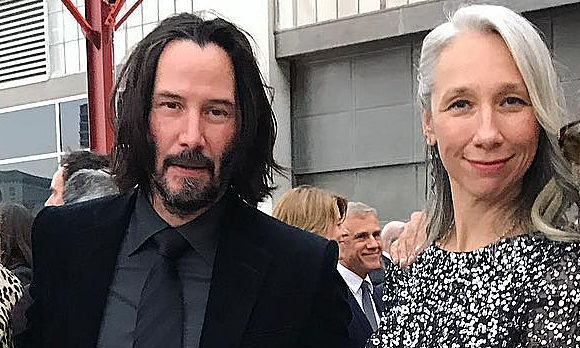 Họa sĩ Alexandra Grant chia sẻ bí quyết giữ lửa tình yêu với Keanu Reeves giữa guồng quay sáng tạo - hình ảnh - 789betjl.com