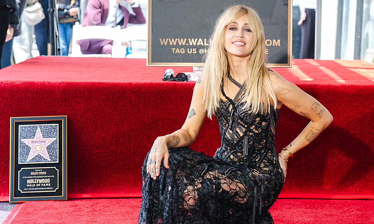 Miley Cyrus Nhận Sao Đại Lộ Danh Vọng: Khoảnh Khắc Đáng Nhớ Cùng Gia Đình Và Hôn Phu - hình ảnh - 789betjl.com