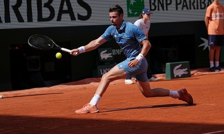 Tay vợt Arthur Gea phải bỏ dở trận đấu tại Roland Garros vì tiêu chảy - hình ảnh - 789betjl.com
