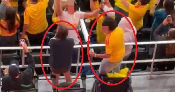 Tranh cãi khoảnh khắc CĐV Colombia bật khỏi xe lăn ăn mừng ở World Cup 2026 - hình ảnh - 789betjl.com Tranh cãi khoảnh khắc CĐV Colombia bật khỏi xe lăn ăn mừng ở World Cup 2026 - hình ảnh - 789betjl.com