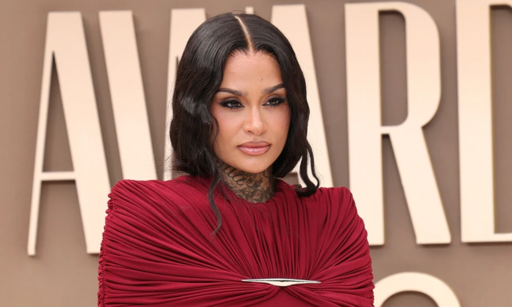 Ca sĩ Mỹ Kehlani tỏa sáng với thiết kế của NTK Việt tại lễ trao giải BET 2026 - hình ảnh - 789betjl.com