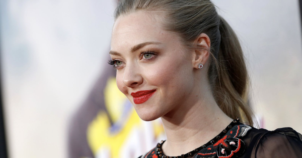 Minh tinh Amanda Seyfried phải thuê vệ sĩ bảo vệ vì vạ miệng: góc nhìn mới cho người chơi Việt - hình ảnh - 789betjl.com Minh tinh Amanda Seyfried phải thuê vệ sĩ bảo vệ vì vạ miệng: góc nhìn mới cho người chơi Việt - hình ảnh - 789betjl.com