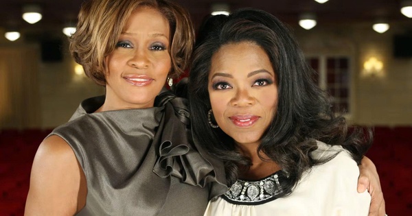 Gia đình Whitney Houston phản ứng gay gắt trước phát ngôn gây tranh cãi của Oprah Winfrey - hình ảnh - 789betjl.com