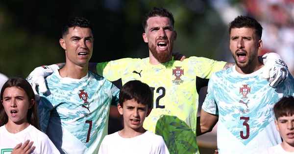Ronaldo và Bồ Đào Nha ‘mang’ Diogo Jota đến World Cup 2026: Hành động đặc biệt khiến khán giả rơi lệ! - hình ảnh - 789betjl.com Ronaldo và Bồ Đào Nha ‘mang’ Diogo Jota đến World Cup 2026: Hành động đặc biệt khiến khán giả rơi lệ! - hình ảnh - 789betjl.com