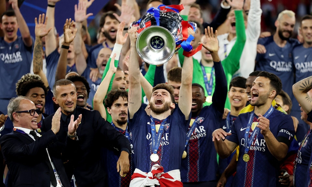 789BET cược thể thao: Kvaratskhelia tỏa sáng, đoạt giải Cầu thủ hay nhất Champions League 2025-2026 - hình ảnh - 789betjl.com