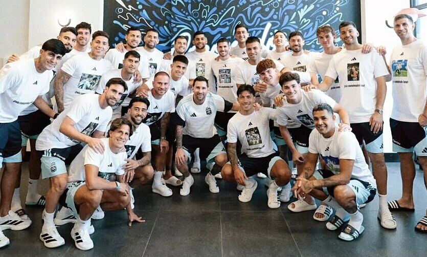 Đồng đội gây bất ngờ trong ngày sinh nhật Messi - hình ảnh - 789betjl.com Đồng đội gây bất ngờ trong ngày sinh nhật Messi - hình ảnh - 789betjl.com