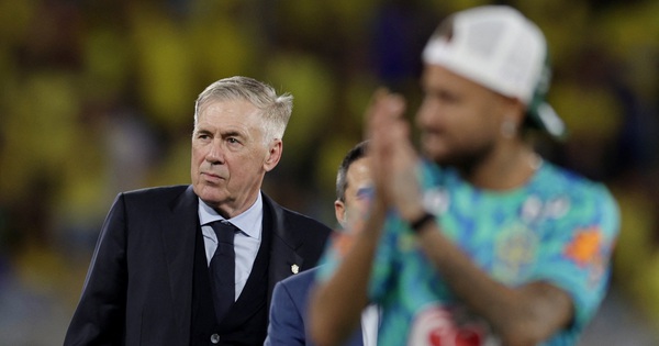 789BET cược thể thao: CĐV Brazil bị hỏi ‘Ronaldinho đâu?’ khi nhập cảnh Mỹ - hình ảnh - 789betjl.com