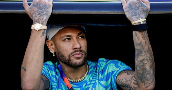 Tổng thống Brazil châm biếm Neymar ‘đi World Cup để làm việc từ xa’? - hình ảnh - 789betjl.com