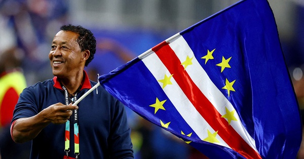 HLV Cabo Verde xúc động tạm biệt World Cup, dành lời khen đặc biệt cho Argentina - hình ảnh - 789betjl.com